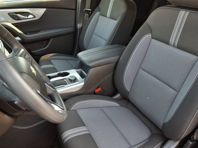 New 2026 Chevrolet Blazer LT w/ Midnight/Sport Edition image 3