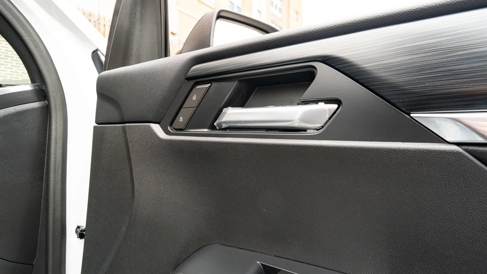 Used 2026 GMC Acadia Elevation w/ Elevation Premium Package FWD image 15