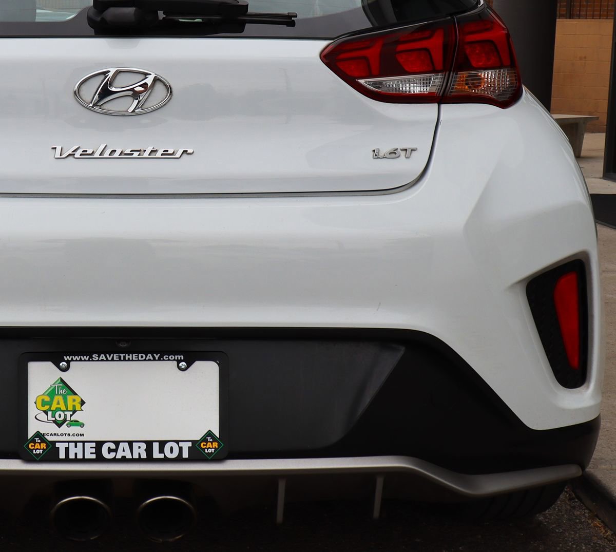 Used 2019 Hyundai Veloster Turbo FWD image 20