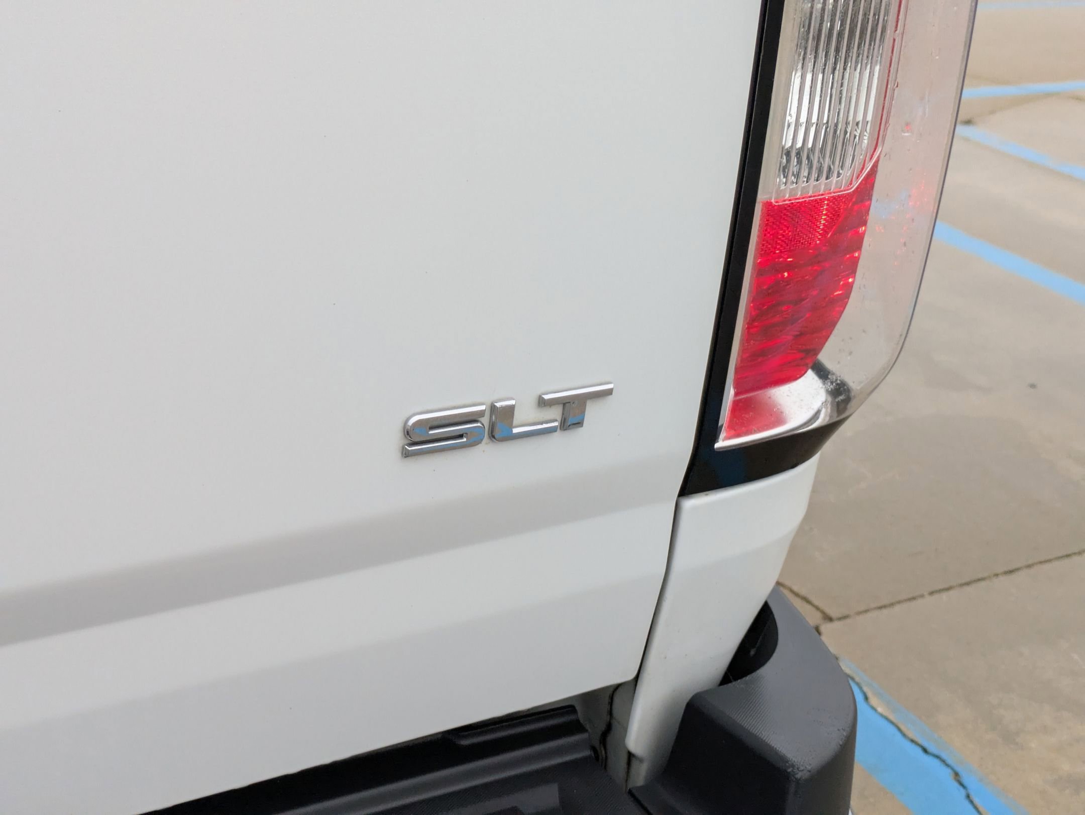 Used 2016 GMC Canyon SLT w/ Driver Alert Package image 28