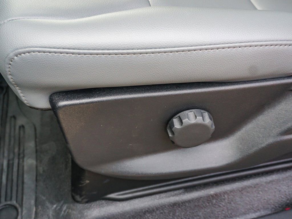 New 2024 Ford F250 XL w/ XL Chrome Package image 19