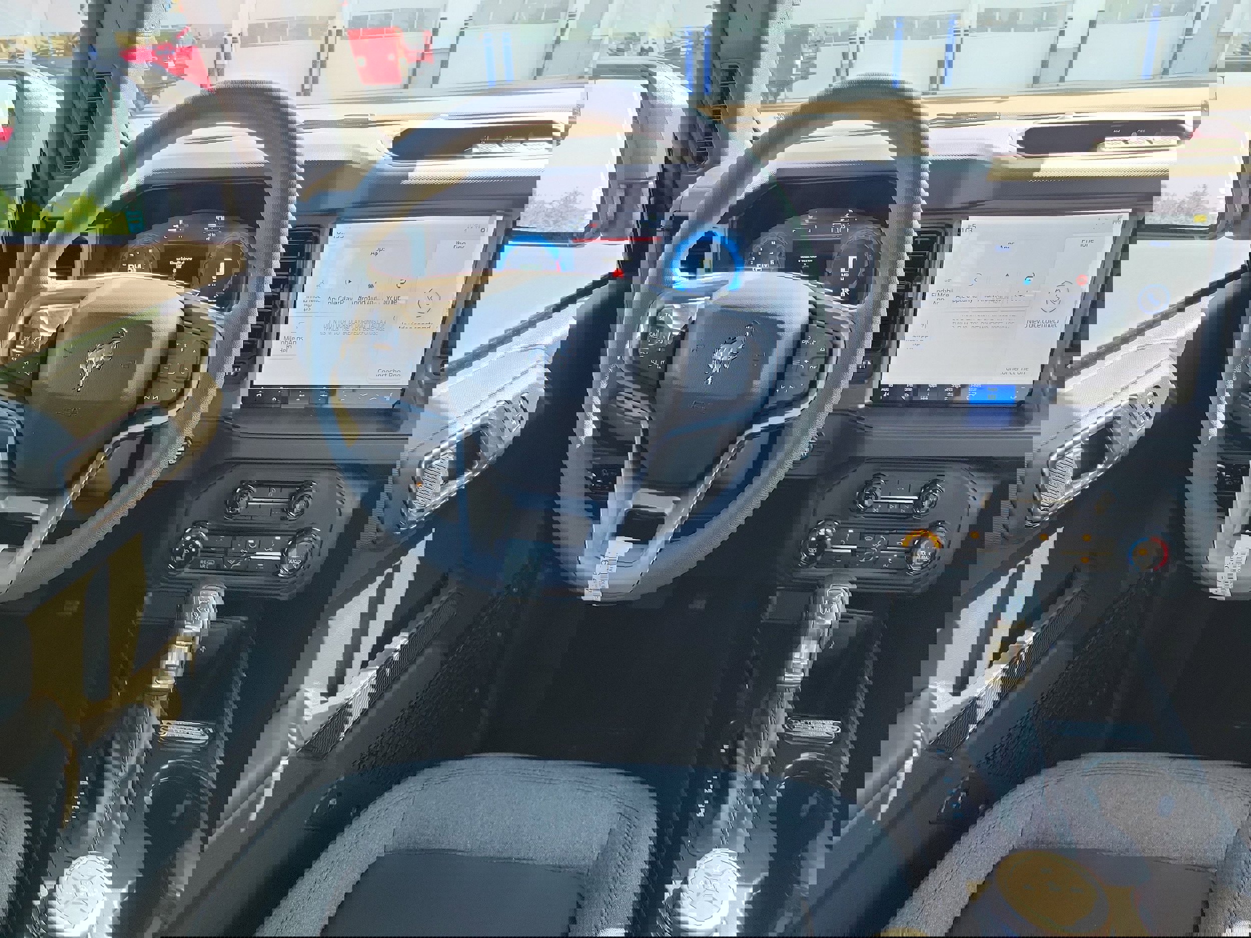 New 2025 Ford Bronco 4-Door image 13