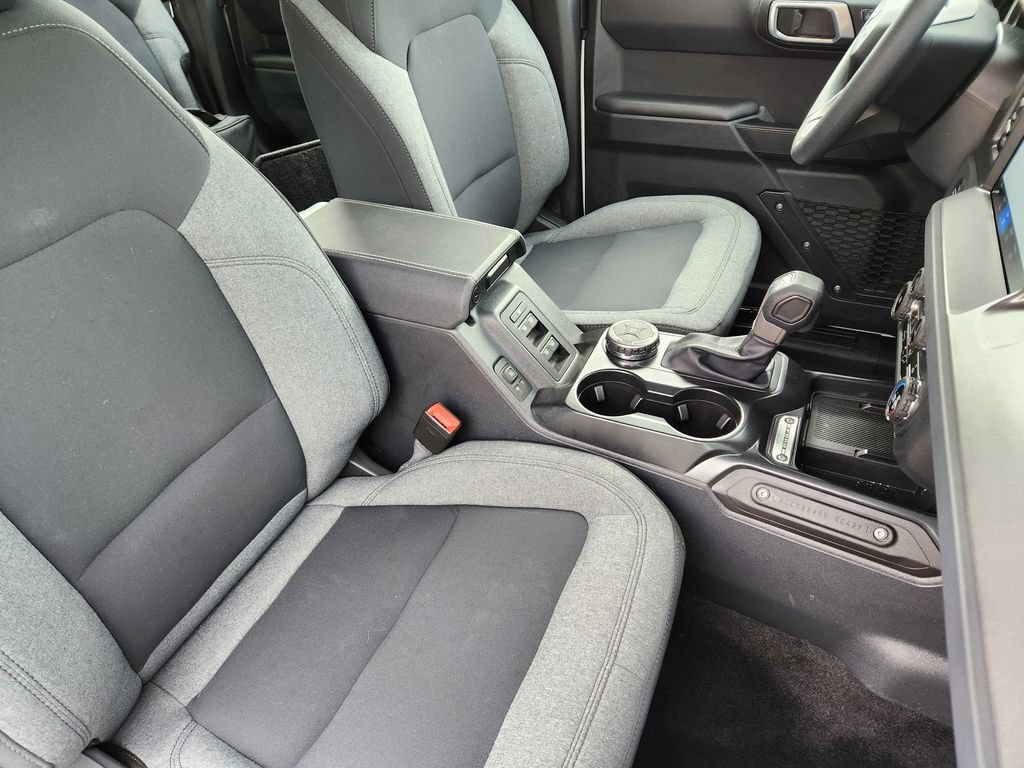 Used 2025 Ford Bronco 4-Door AWD/4WD image 18
