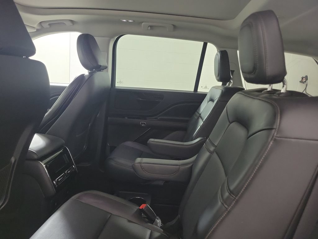 Certified 2025 Lincoln Aviator 2WD w/ Jet Appearance Package image 56
