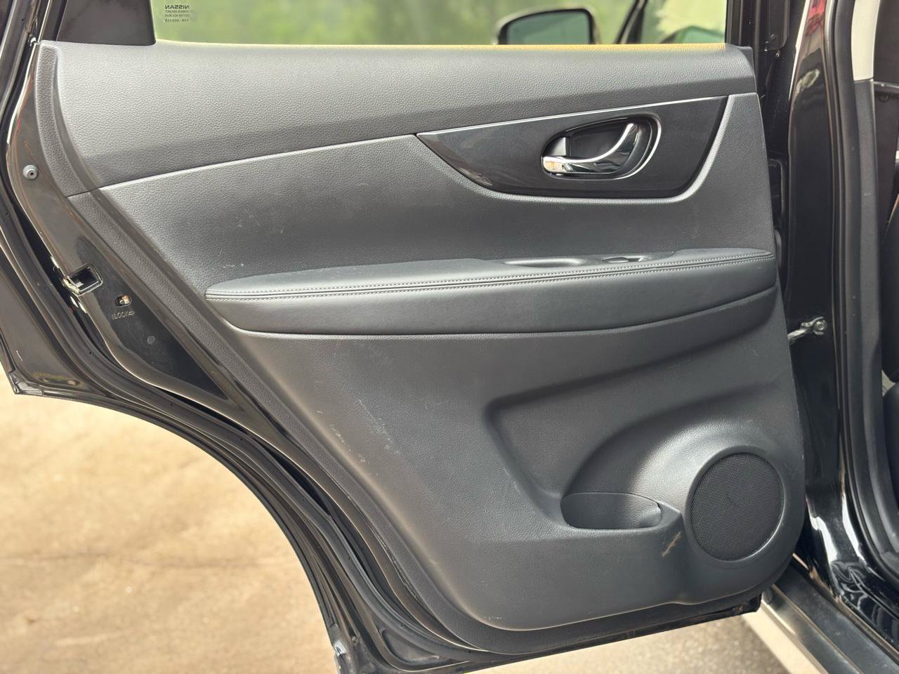 Used 2019 Nissan Rogue SV AWD/4WD image 30