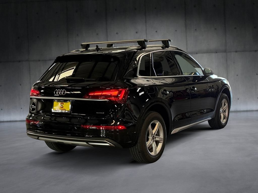 Used 2023 Audi Q5 2.0T Premium w/ Convenience Package AWD/4WD image 5