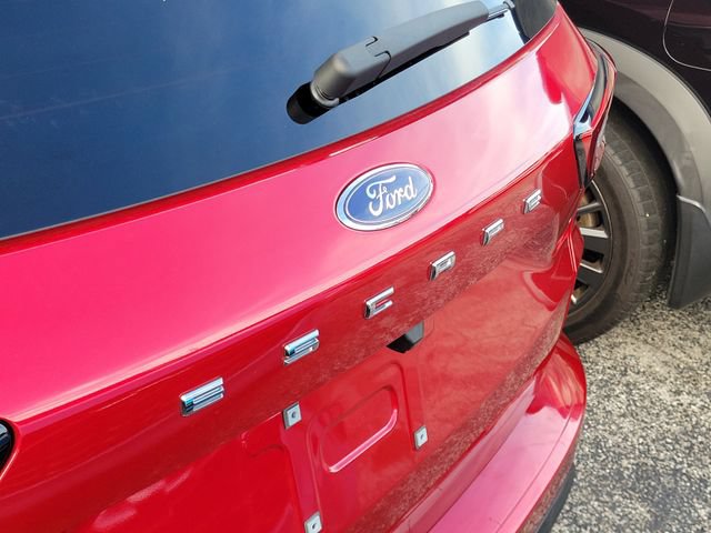 Used 2024 Ford Escape ST-Line w/ Tech Pack #1 FWD image 5