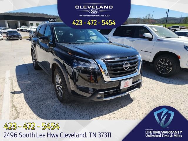 Used 2022 Nissan Pathfinder SL image 1