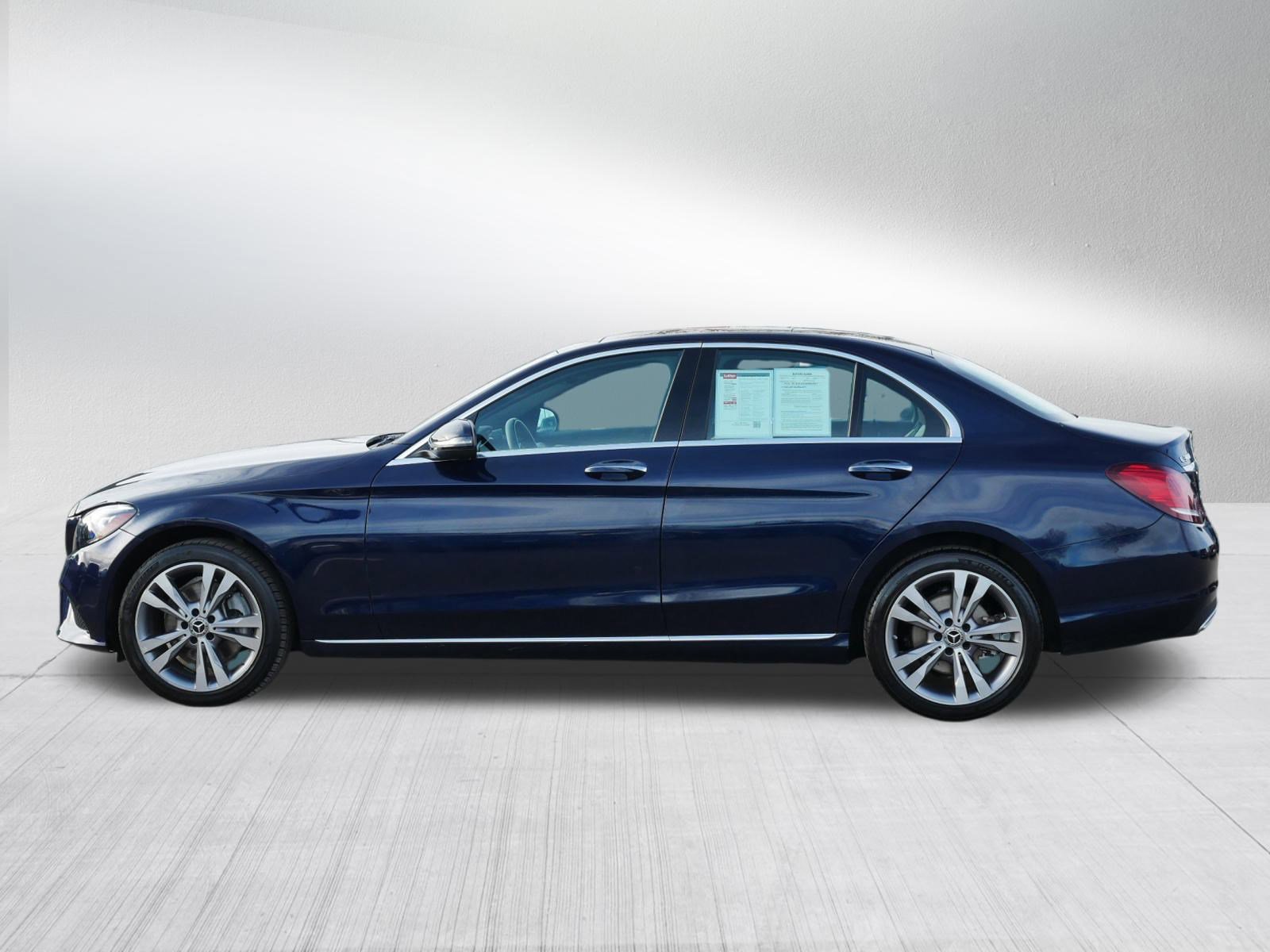 Used 2019 Mercedes-Benz C 300 4MATIC Sedan image 4