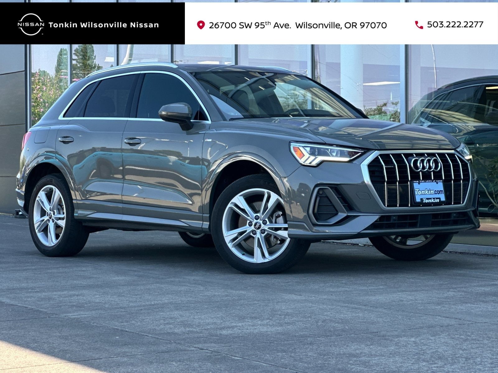 Used 2022 Audi Q3 2.0T Premium Plus w/ Premium Plus Package AWD/4WD image 1