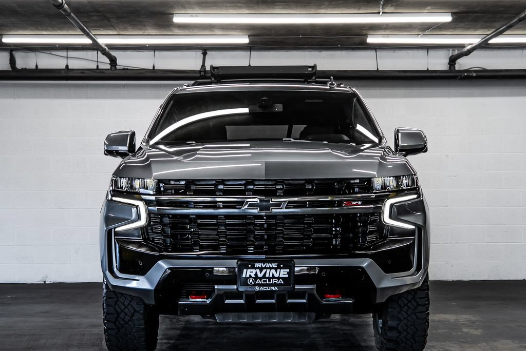 Used 2022 Chevrolet Tahoe Z71 w/ Luxury Package AWD/4WD image 8