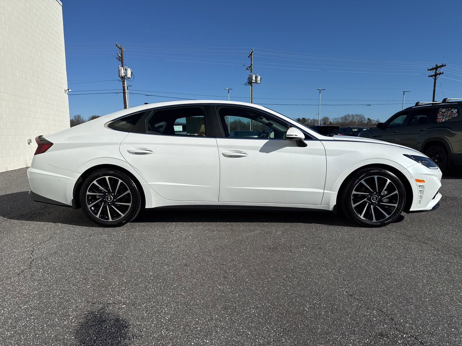 Used 2021 Hyundai Sonata Limited w/ Cargo Package image 8