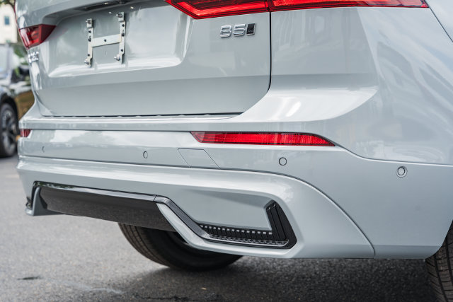 New 2026 Volvo XC60 B5 Ultra w/ Protection Package Premier AWD/4WD image 9