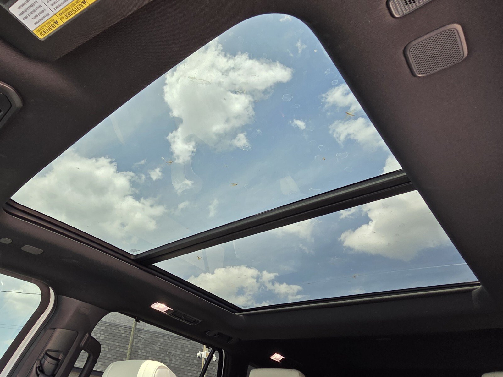 Used 2025 Toyota Sequoia Capstone AWD/4WD image 15