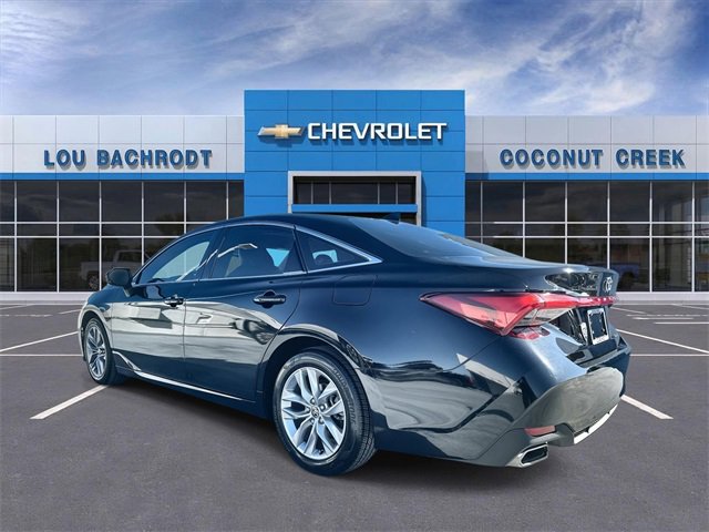 Used 2022 Toyota Avalon XLE w/ Moonroof Package image 6