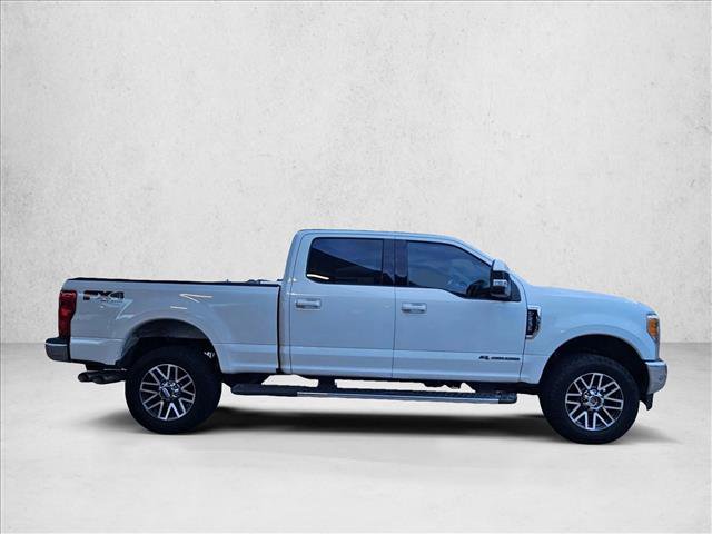 Used 2017 Ford F250 Lariat w/ Lariat Value Package AWD/4WD image 4
