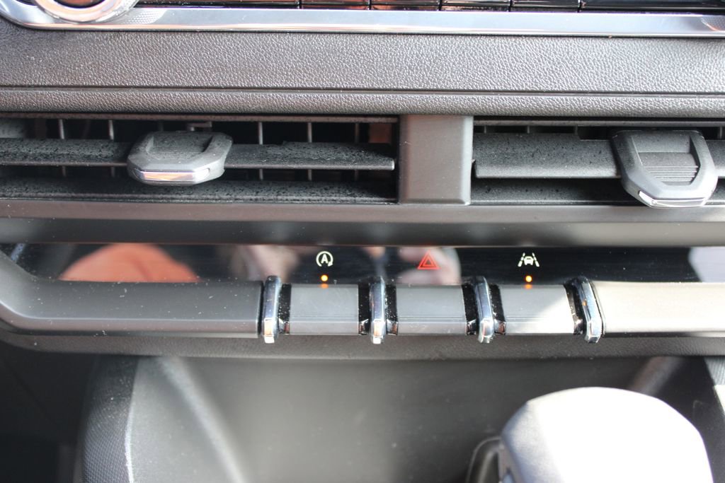 Used 2024 Chevrolet Colorado W/T image 41