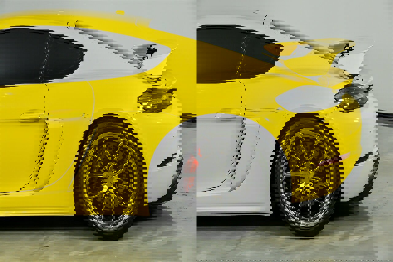 Used 2020 Porsche 718 Cayman GT4 image 9