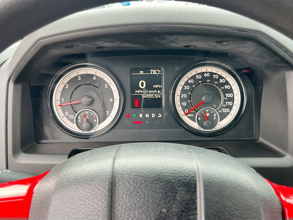 Used 2018 RAM 1500 Express RWD image 12