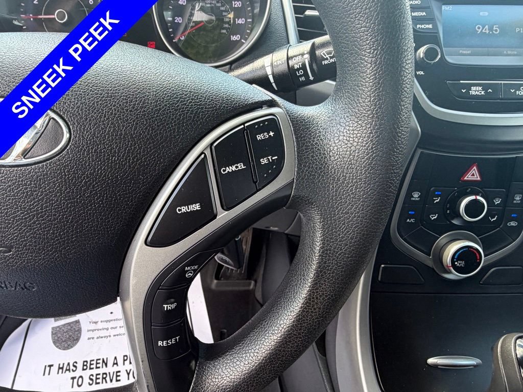 Used 2015 Hyundai Elantra SE w/ Option Group 02 FWD image 20