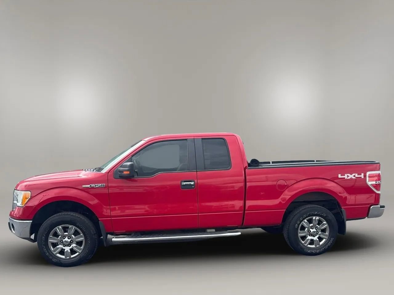 Used 2010 Ford F150 STX AWD/4WD image 2