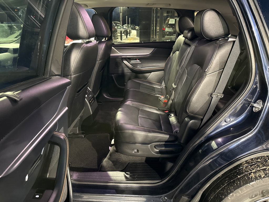 Used 2024 MAZDA CX-90 Plug-In Hybrid w/ Preferred image 30