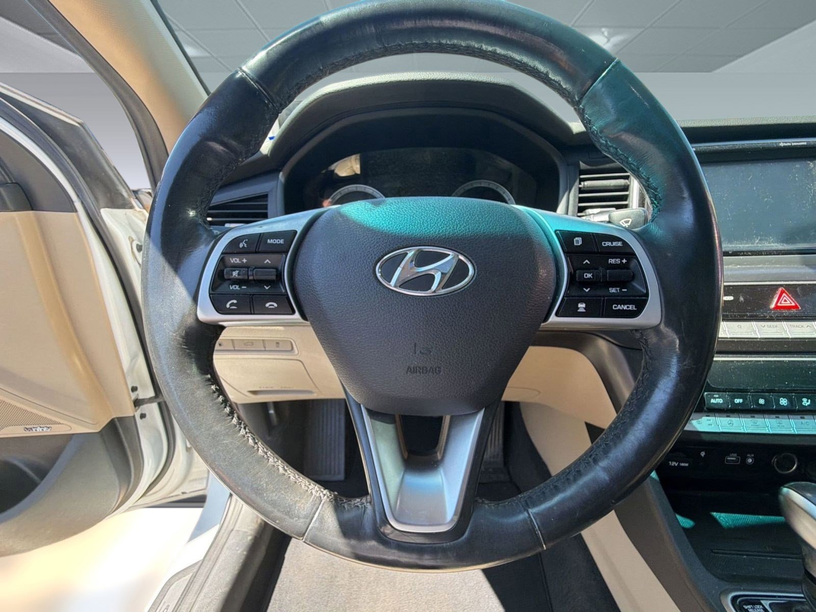 Used 2018 Hyundai Sonata Limited w/ Limited Ultimate Package 03 image 15