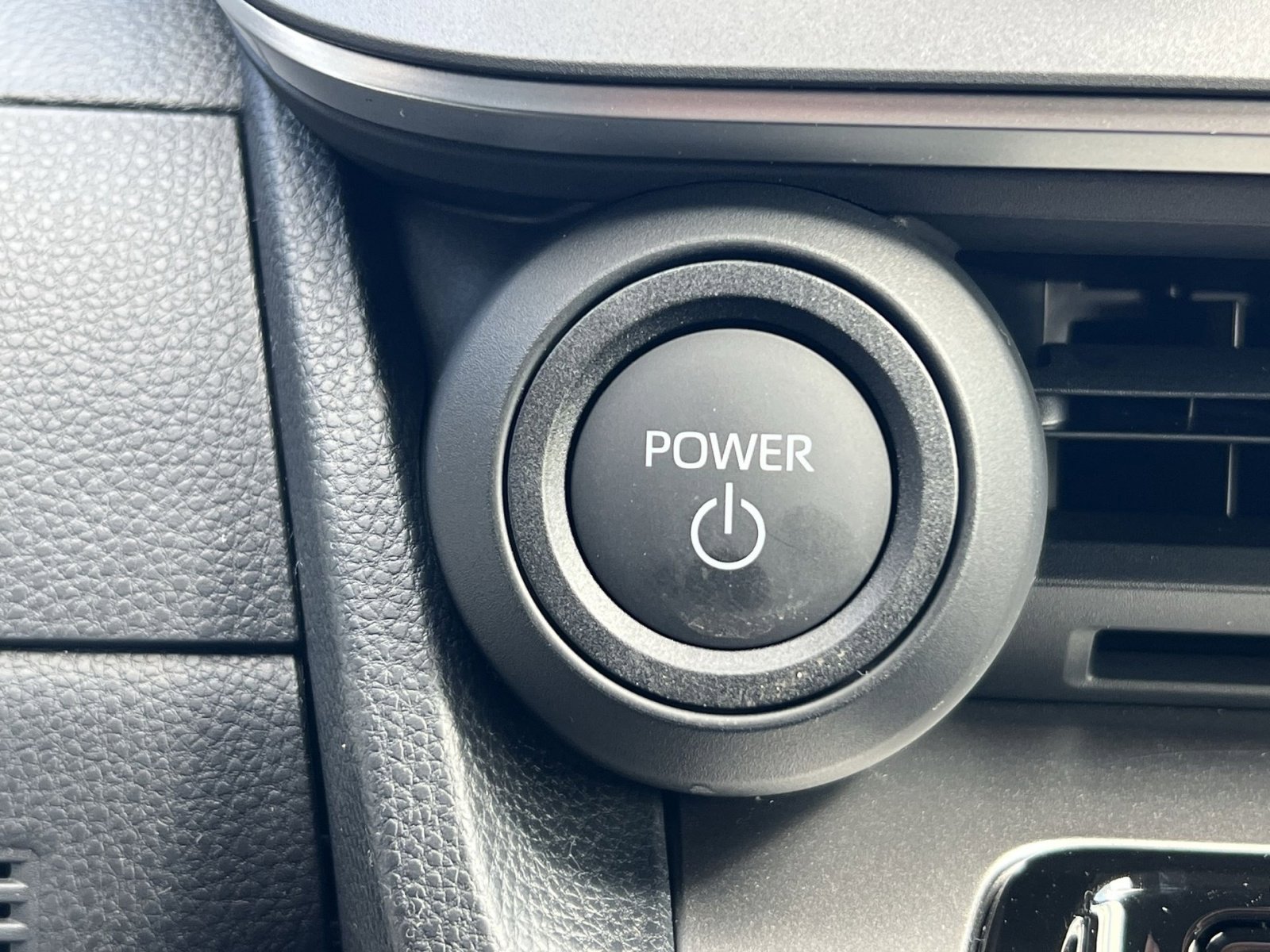 New 2026 Toyota Prius LE image 26