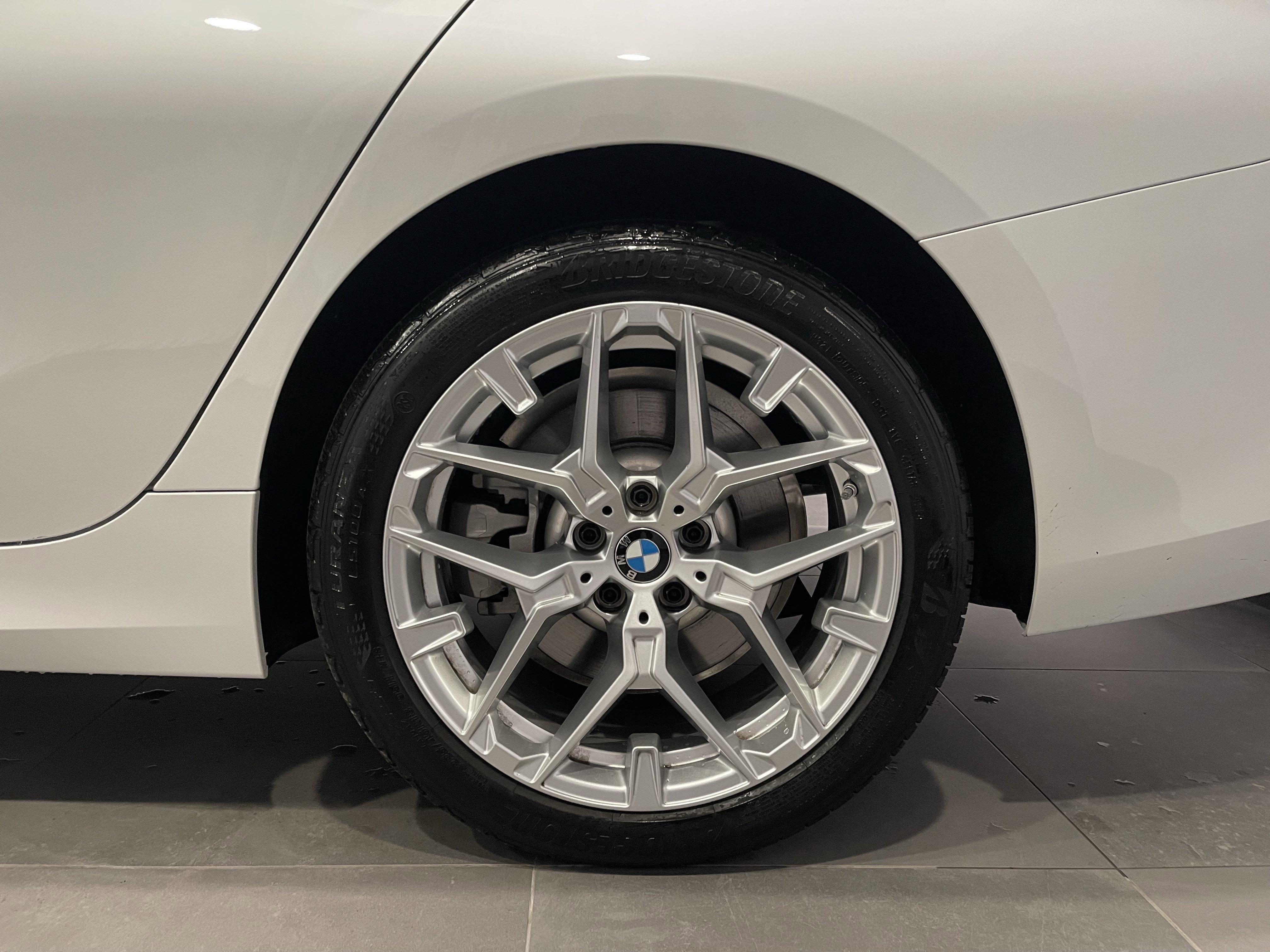 Used 2025 BMW 330i xDrive Sedan w/ M Sport Package image 8