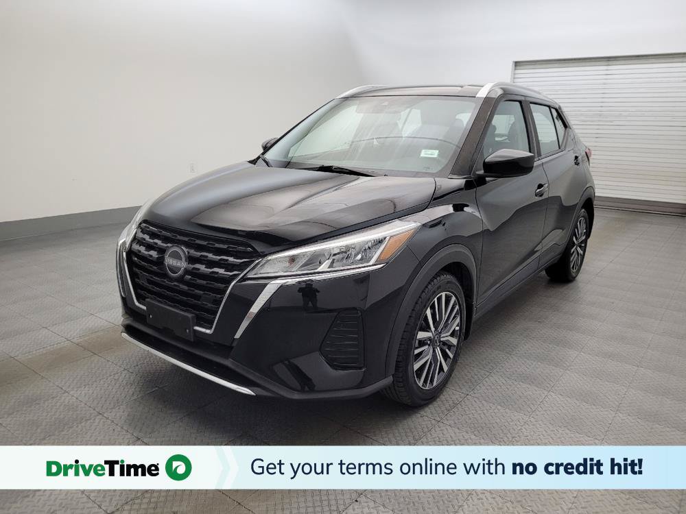 Used 2024 Nissan Kicks SV FWD image 1