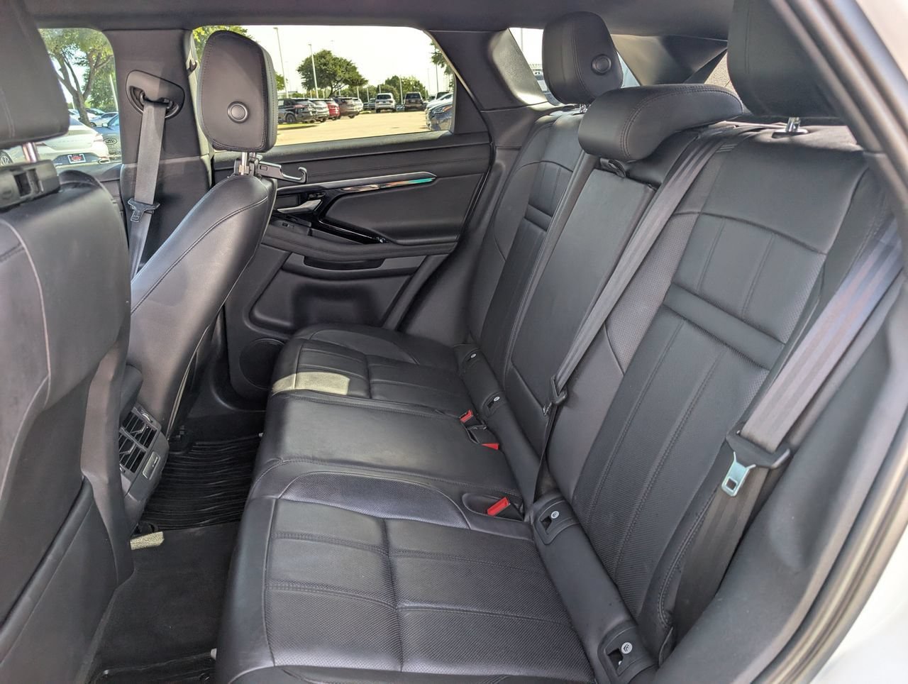 Used 2020 Land Rover Range Rover Evoque SE AWD/4WD image 27