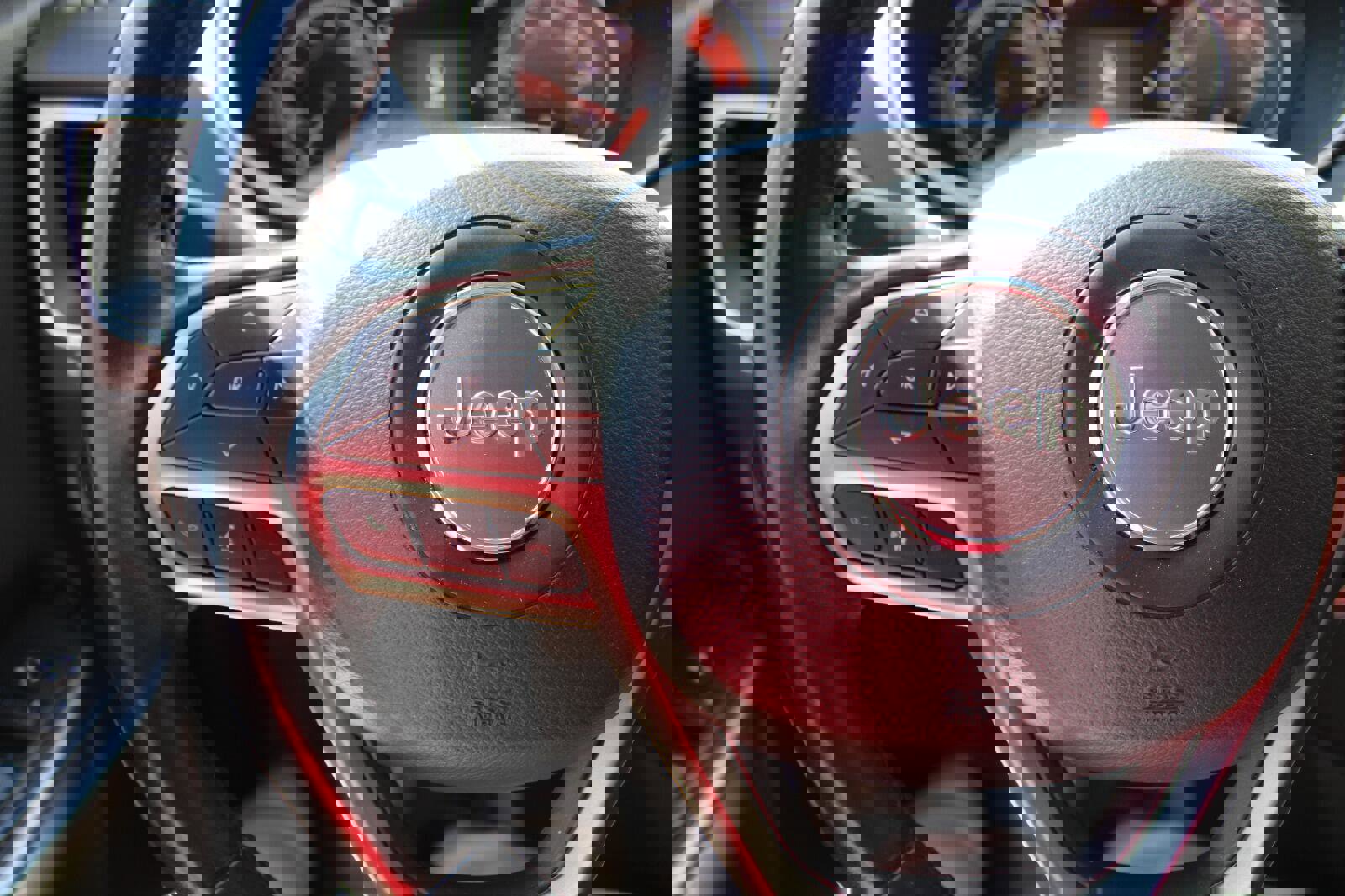 Used 2021 Jeep Cherokee Latitude Lux w/ Sun & Sound Group image 14