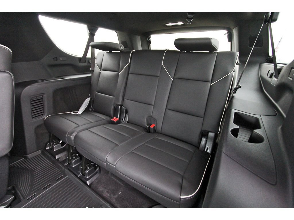 New 2026 Cadillac Escalade ESV Luxury w/ Touring Package AWD/4WD image 13