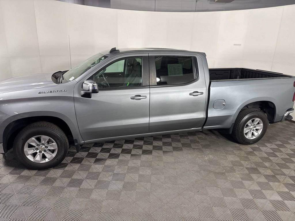 Used 2023 Chevrolet Silverado 1500 LT w/ Protection Package AWD/4WD image 5