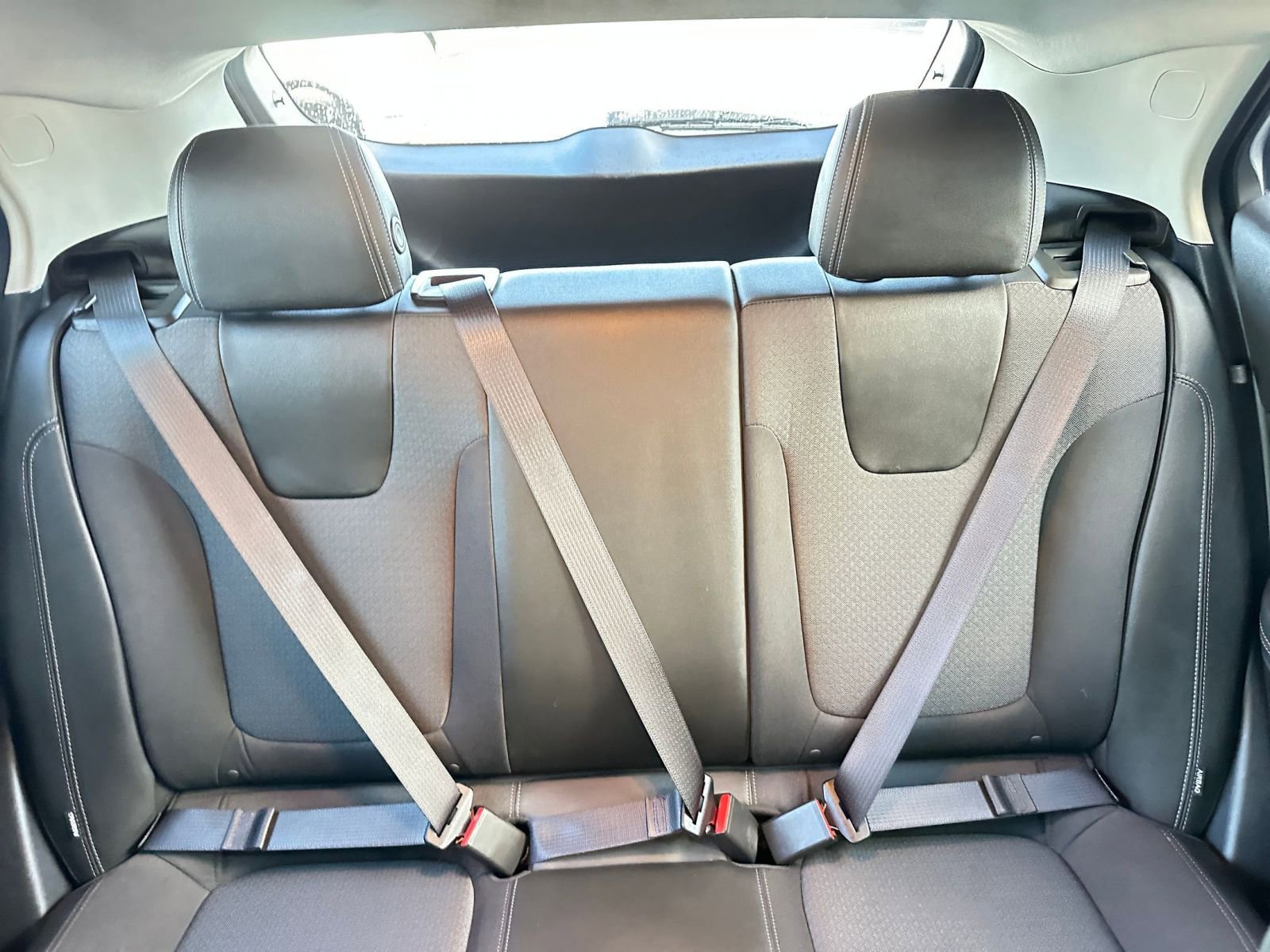 Used 2025 Buick Encore GX Preferred image 38