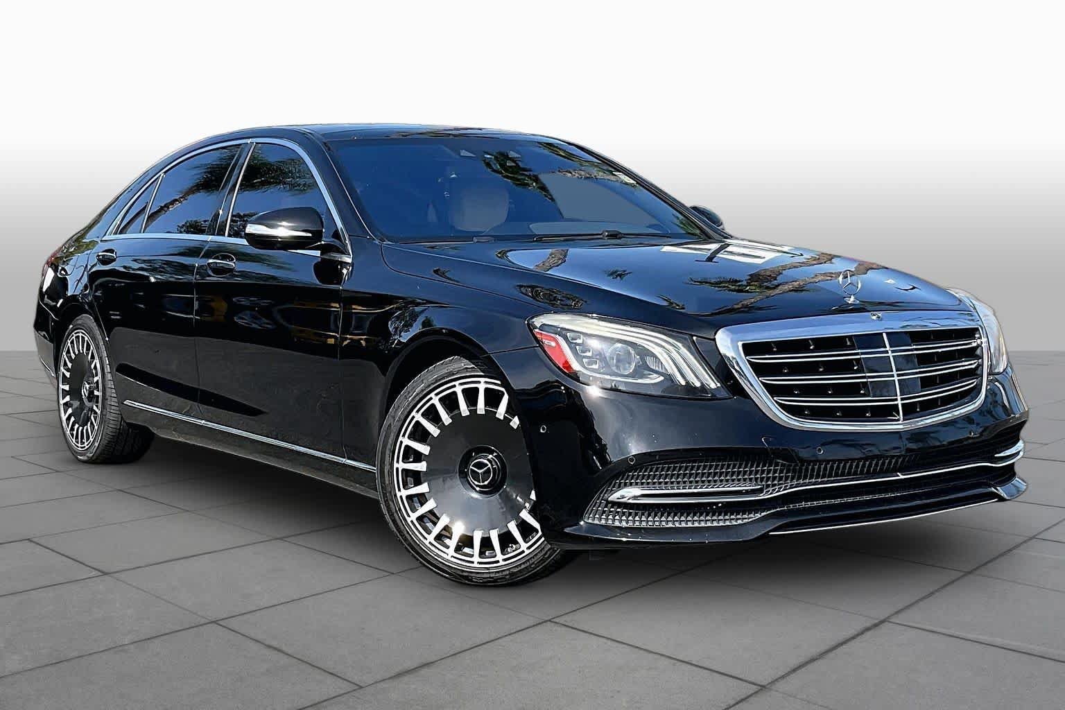 Used 2018 Mercedes-Benz S 560 Sedan image 2
