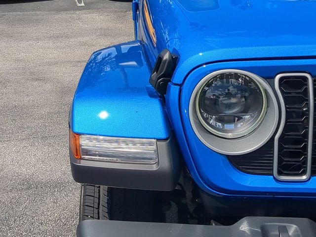 New 2026 Jeep Wrangler Unlimited Sahara AWD/4WD image 10