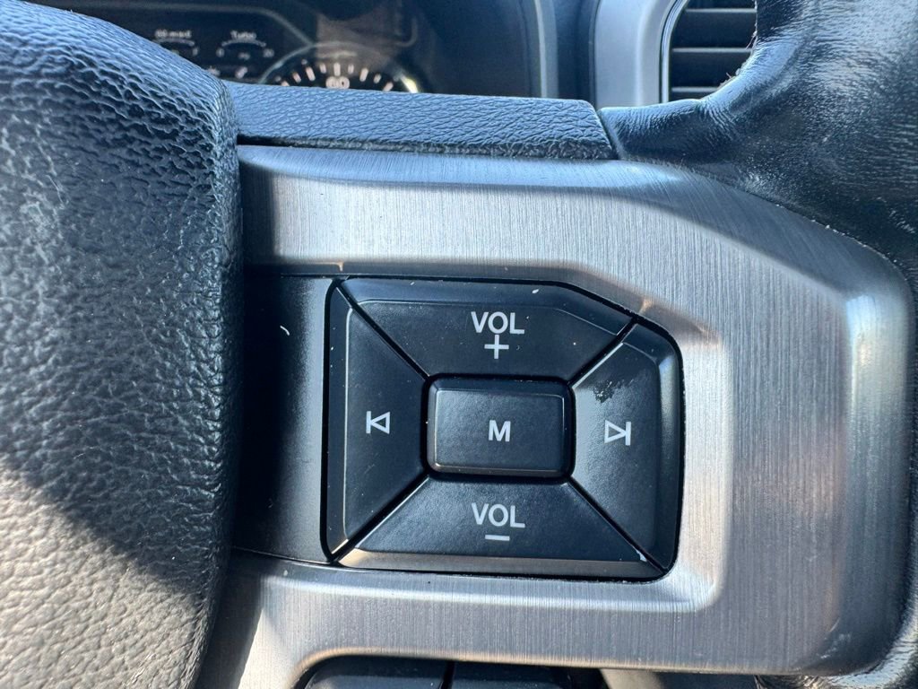 Used 2019 Ford F150 Platinum w/ Equipment Group 701A Luxury AWD/4WD image 17