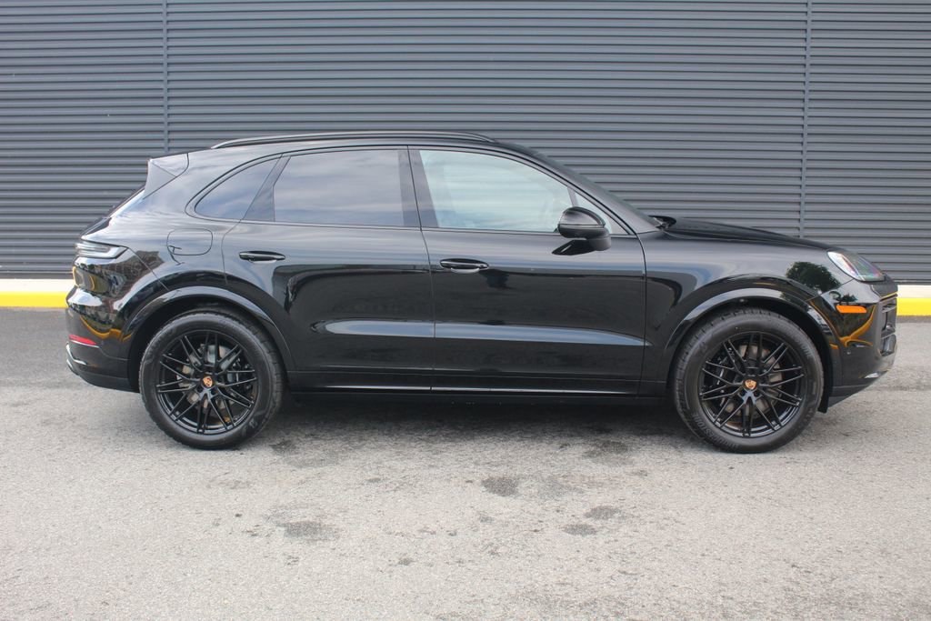 New 2026 Porsche Cayenne image 9