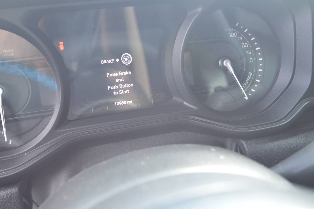 Used 2025 Kia Soul LX image 8