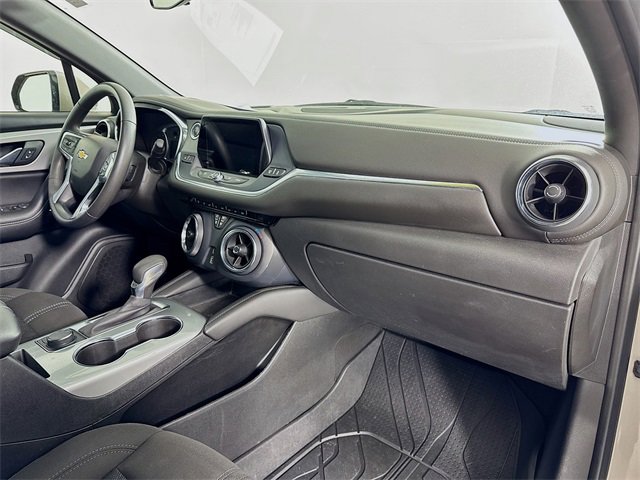 Used 2021 Chevrolet Blazer LT image 28