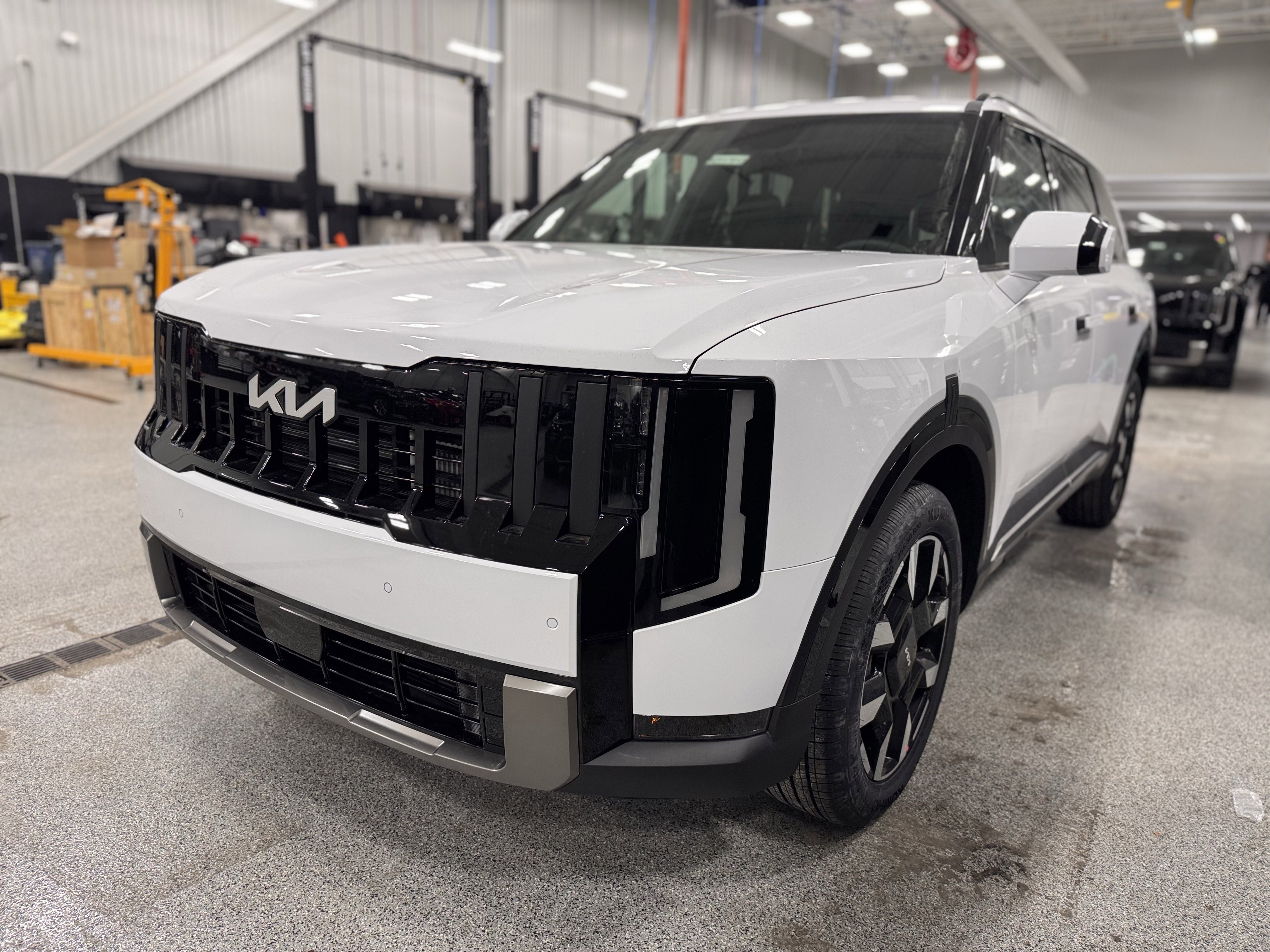 New 2027 Kia Telluride S image 7