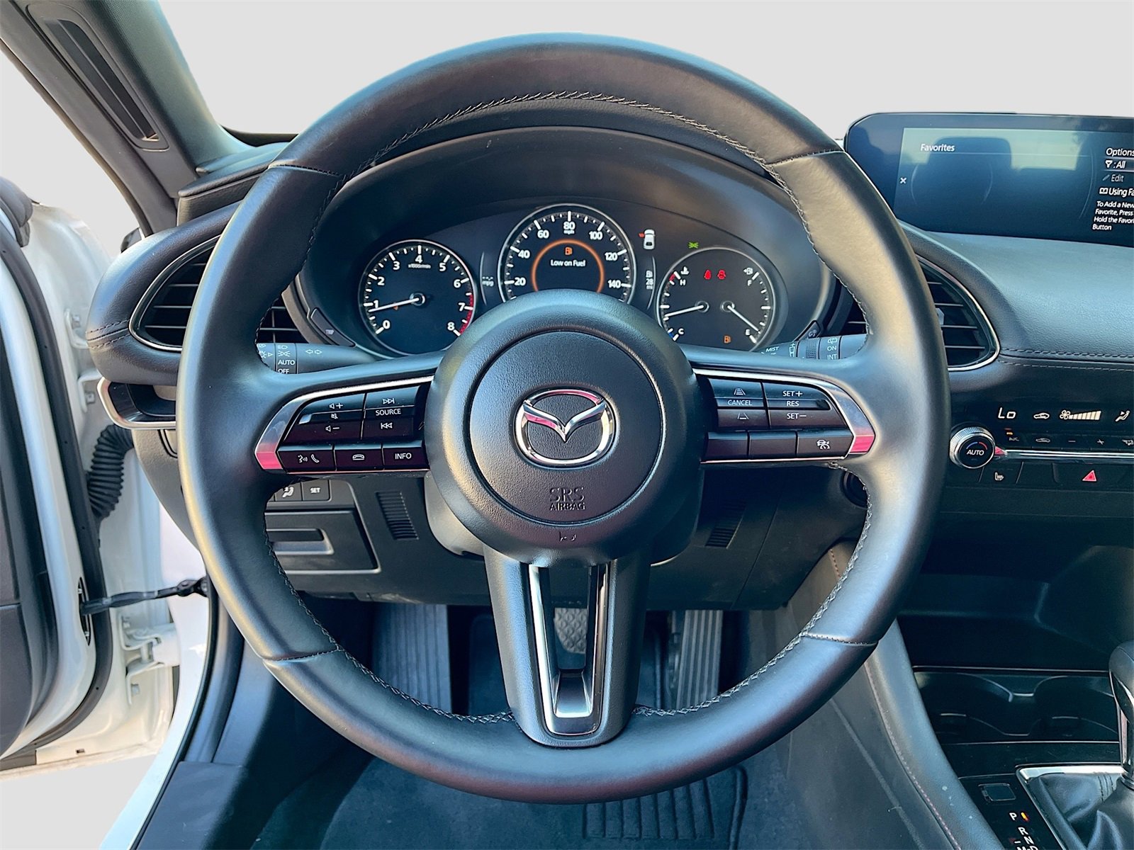 Used 2024 MAZDA MAZDA3 s image 11