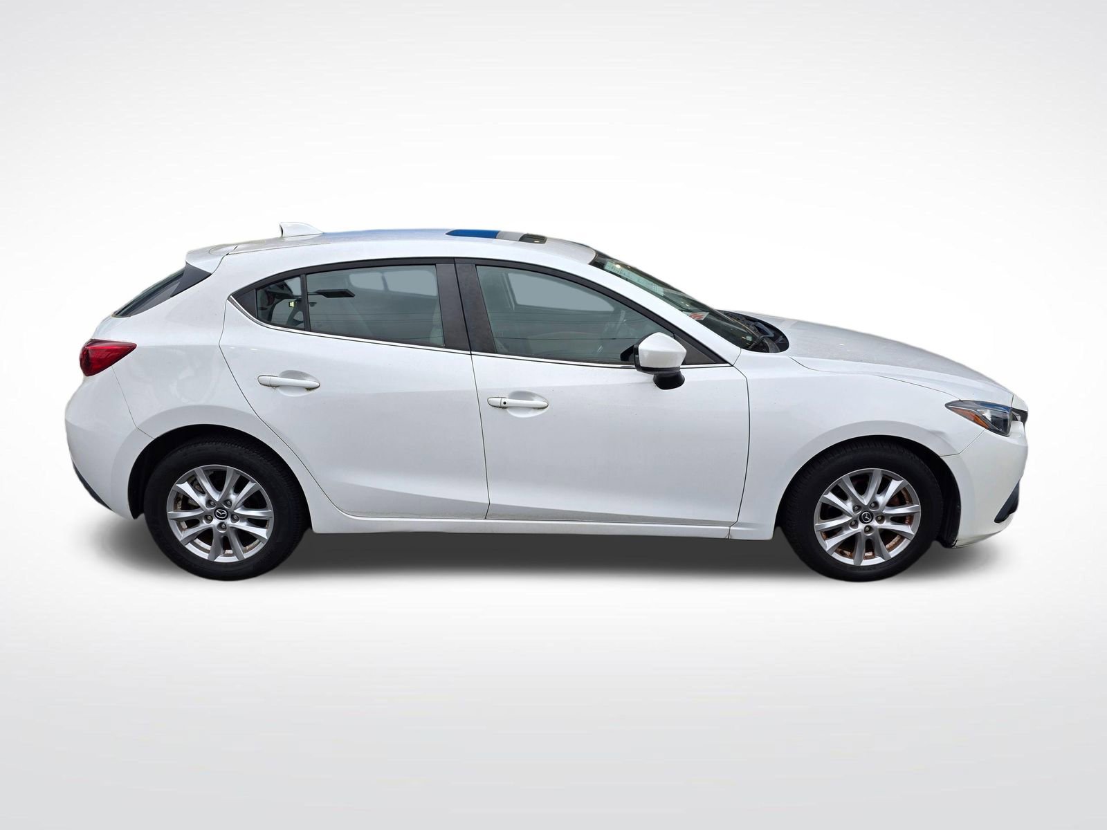 Used 2015 MAZDA MAZDA3 i Touring w/ Technology Package image 4