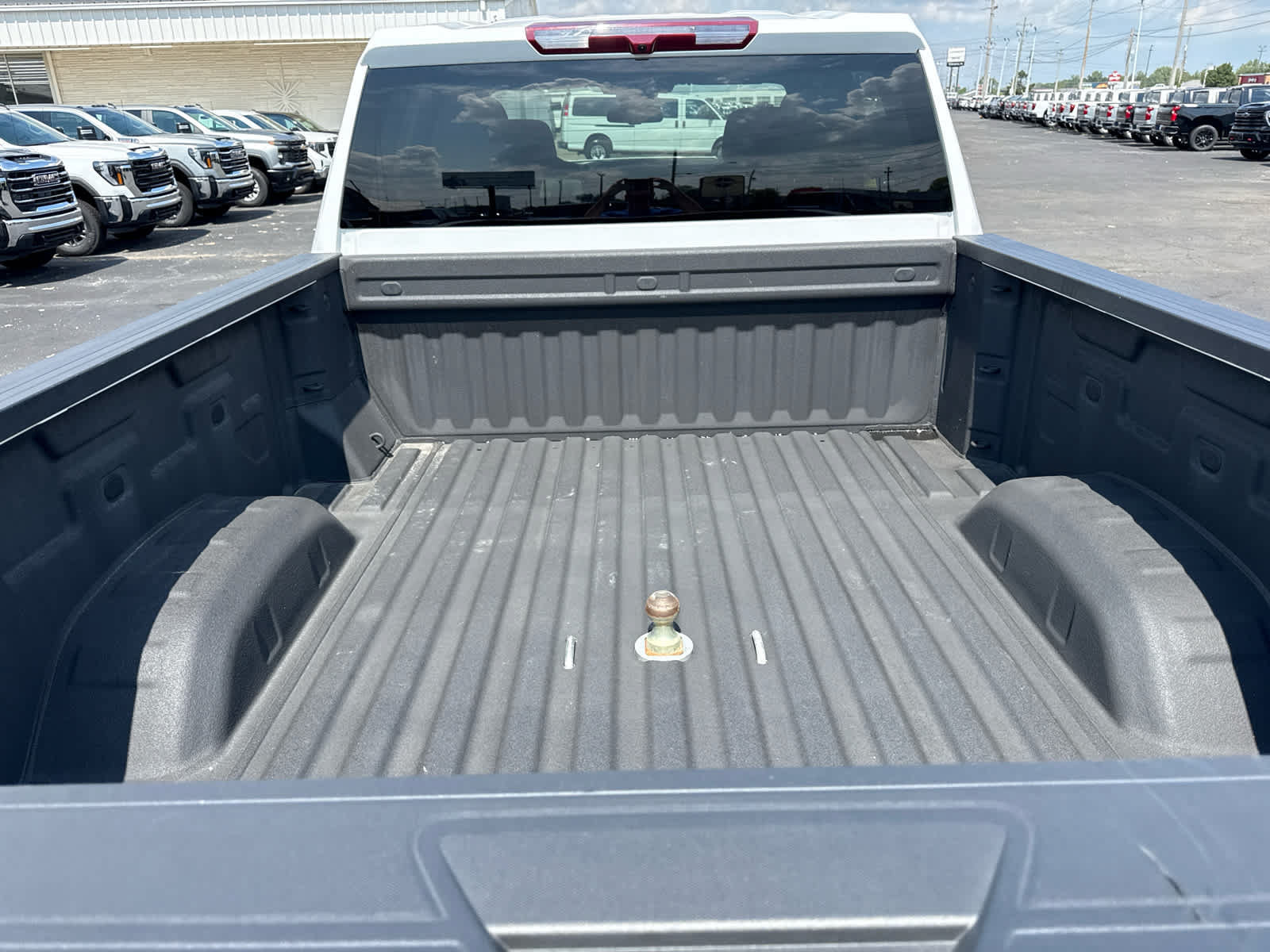 Certified 2024 Chevrolet Silverado 2500 Custom w/ Custom Convenience Package AWD/4WD image 22