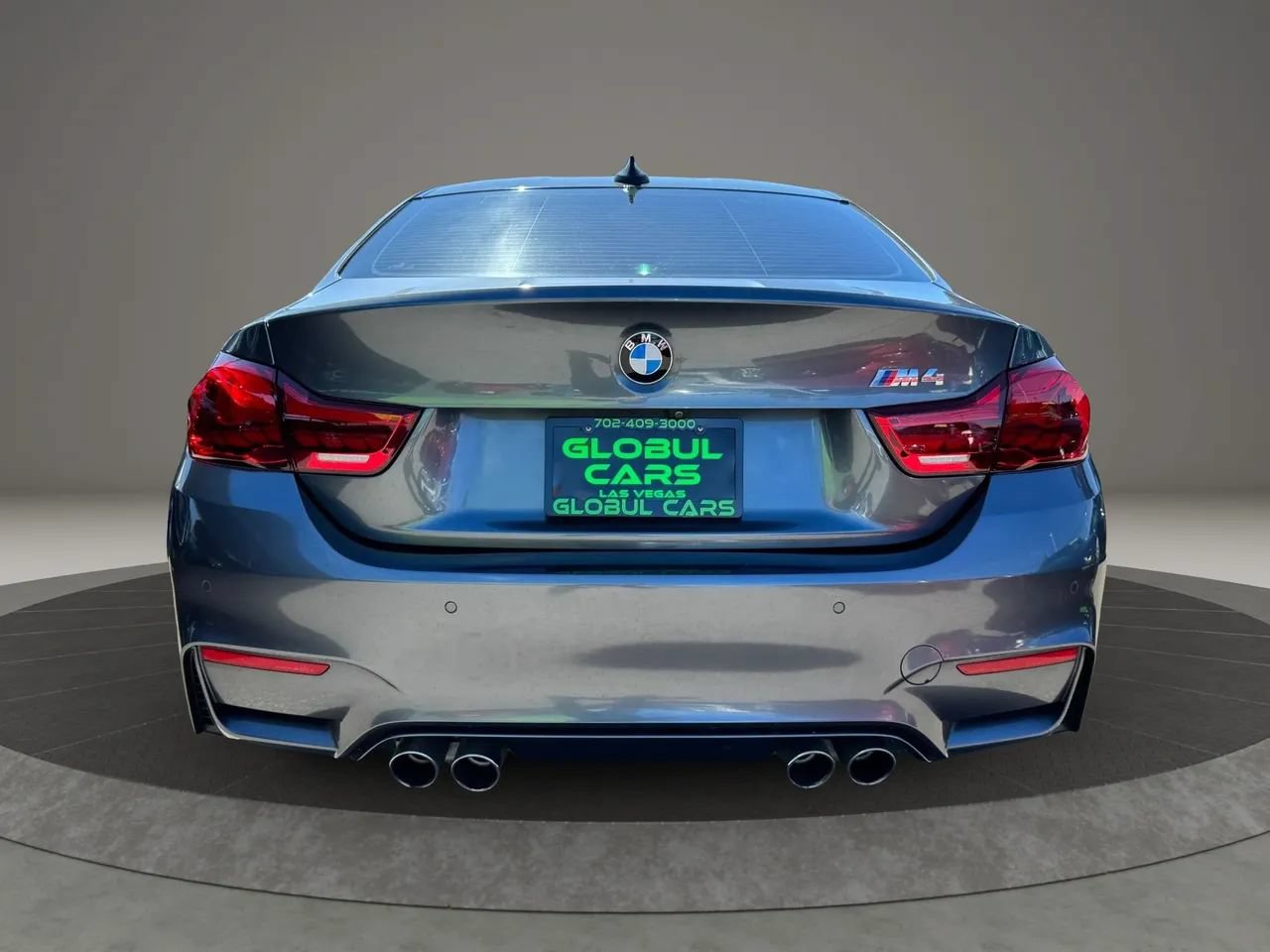 Used 2018 BMW M4 Coupe RWD image 6