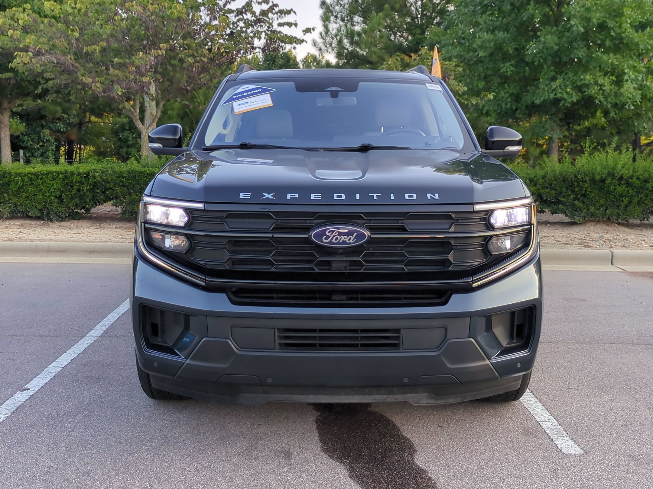 Certified 2025 Ford Expedition Active AWD/4WD image 9