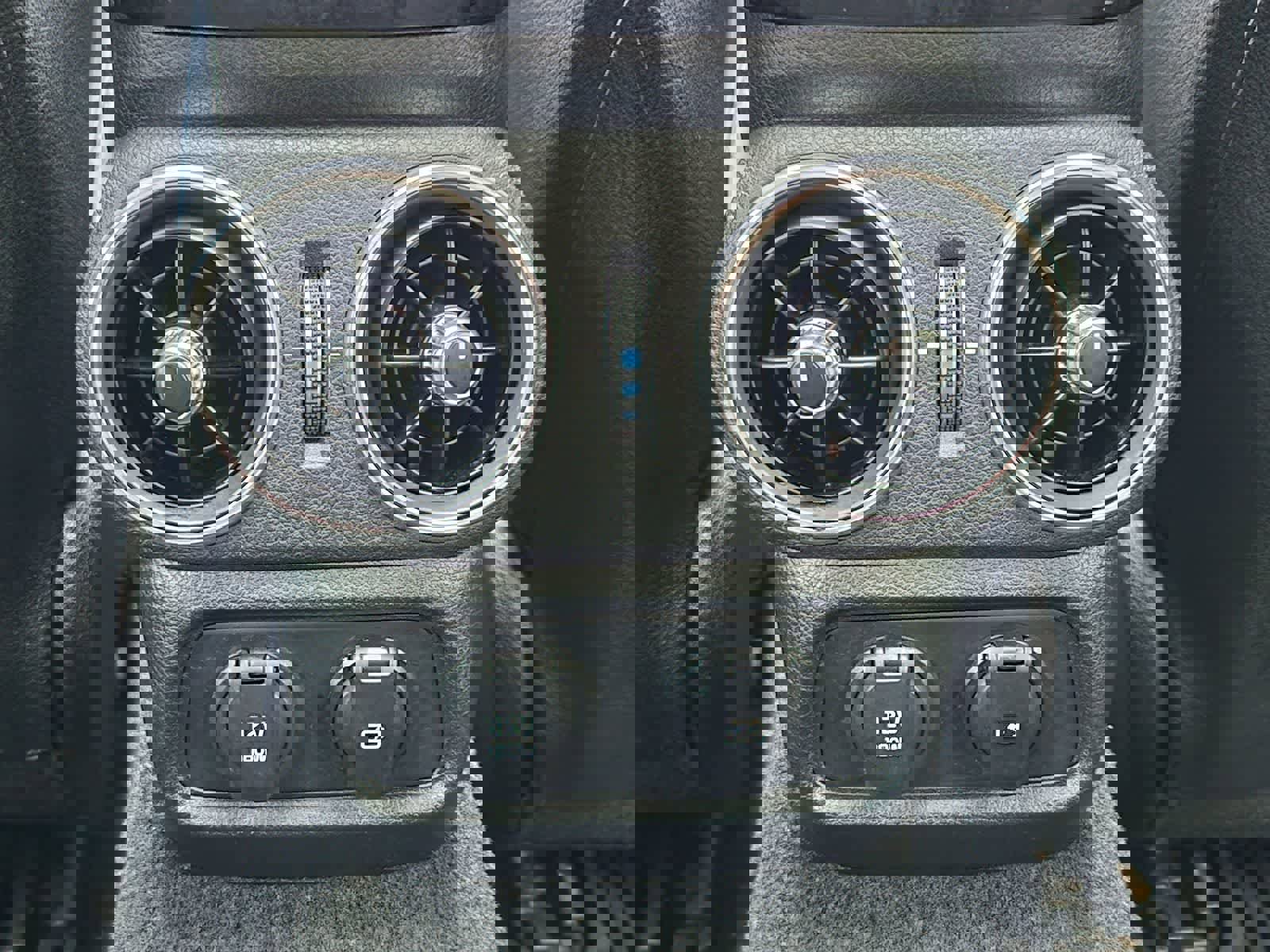 Used 2022 Kia Stinger GT-Line w/ Sun & Sound Package image 29