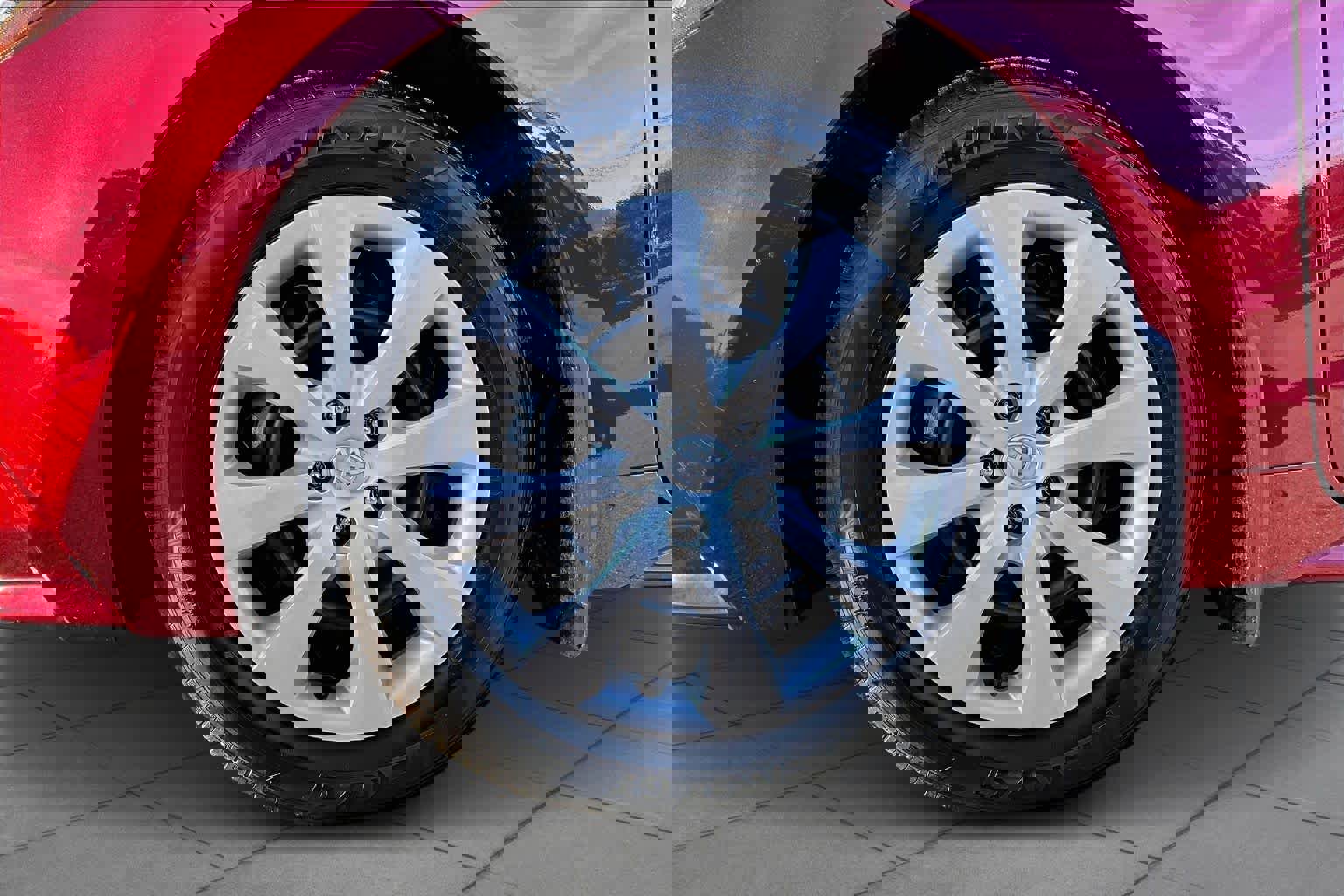 Certified 2025 Toyota Corolla LE image 9