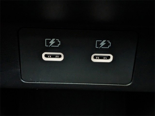 New 2025 Mitsubishi Outlander SE image 21